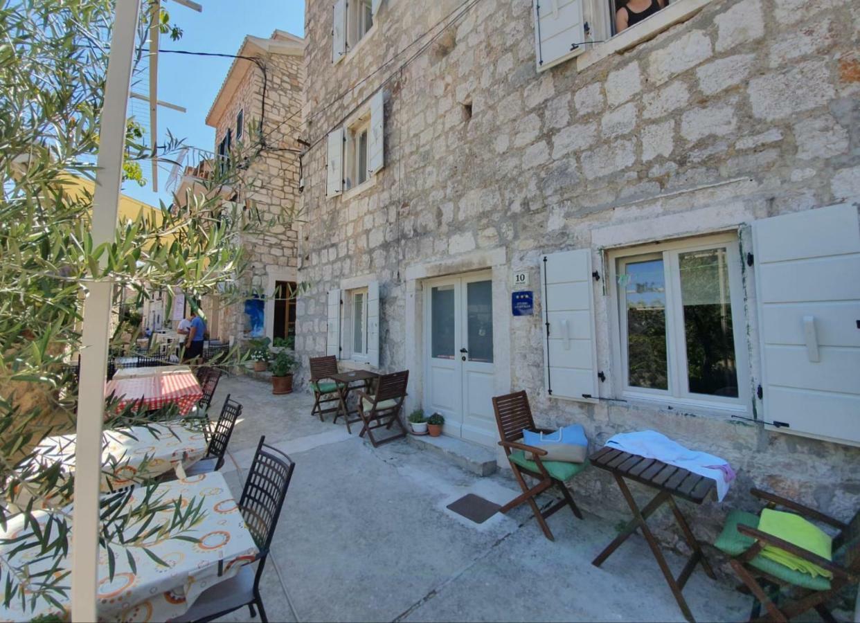 Appartement Velada Center à Hvar Town Extérieur photo